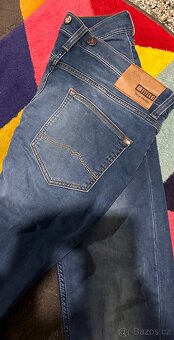 MUSTANG OREGON TAPERED PÁNSKÉ SLIM STREČOVÉ DŽÍNY-L - 3