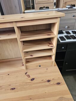 KRÁSNÝ PSACÍ STŮL IKEA HEMNES - 3