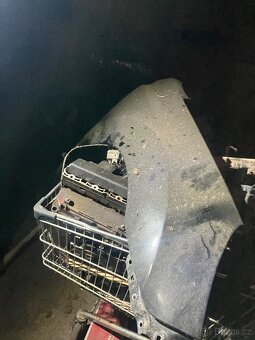 Subaru Legacy 2011 2,0d dily z vozu - 3