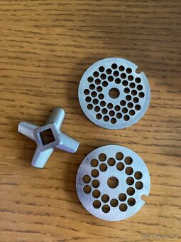 Mlýnek na maso AT281 (k robotu Kenwood KM2xx/KHC29) - 3