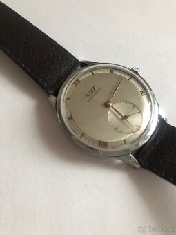 Svycarske hodinky TISSOT top Stav - 3