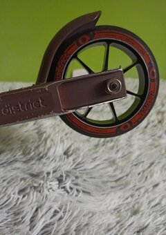 Freestylová koloběžka District HTS Grey - 3