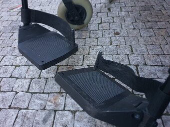 široký skládací invalidní vozík - PLNÁ KOLA - 3