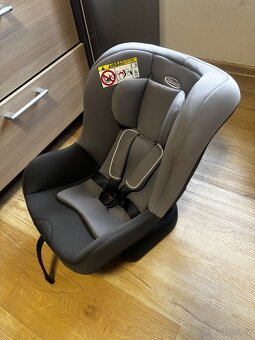 Obousměrná autosedačka graco extend 0-18kg - 3