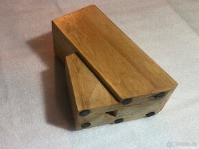 Dřevěný držák na nože tupperware - 3