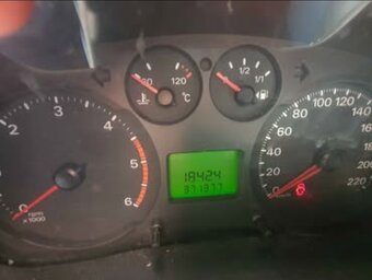 Ford Transit 2,2 CHLAĎÁK nová STK - 3