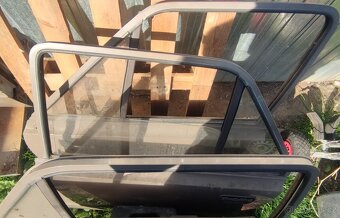 Dveře Škoda 130 - 3
