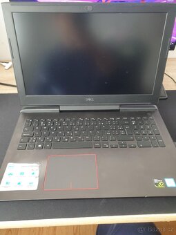 Herní notebook Dell 15 7577 Gaming - 3