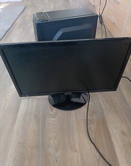 Prodám PC + Full HD Monitor - cena dohodou - 3