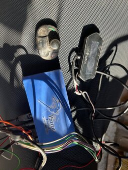 Handsfree Parrot - 3