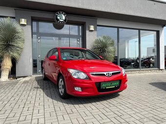 Hyundai i30 1,4 16V 80kW CVVT KLIMA 2 SADY KOL - 3