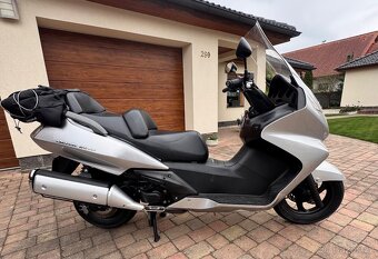 Honda Silver Wing FJS 400 - 3