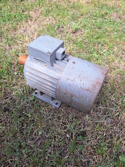 Asynchronní elektromotor 0,75Kw - 3