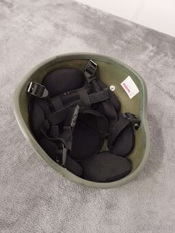 Prodám airsoft helmu typu MICH 2000 + povlak vz.95 - 3