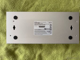 Switch Zyxel GS1008HP - 3