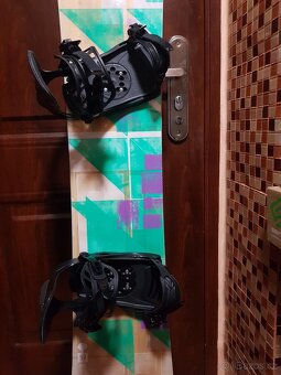 Prodám úplně nový snowboard HEAD 157cm dlouhý. - 3
