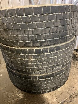 315/70r22.5 záběrové - 3