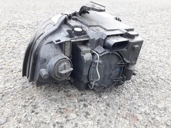 Audi A3 8p levý přední světlomet xenon - 3