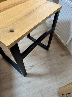 Designový PC stolek z masivního dubu – ruční práce na míru - 3