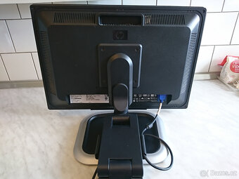 HP monitor 22" L2245w, polohovatelný. - 3