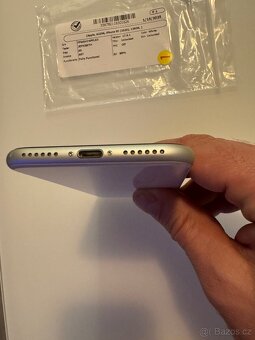 Pekny Apple iPhone Se 128GB 2020 White - 3