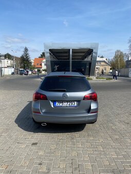 Opel Astra J - 3