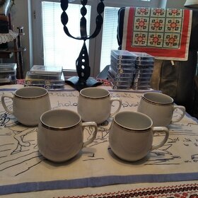 stare porcelanove hrnky malovane sady - 3