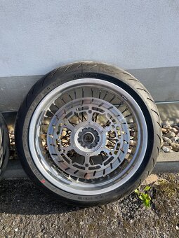 Motardová kola Suzuki DRZ 400 SM - 3