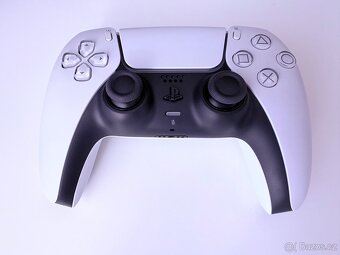 Zánovní Playstation 5 Slim v záruce - 3