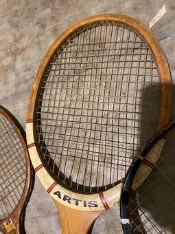 Retro set raket - 2x badmintonová a 1x tenisová - 3