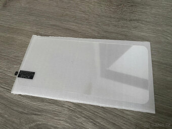 Nová ochranná skla/sklíčka pro mobil Samsung S22, 4ks - 3