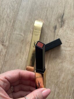 Rtěnka YSL - 3