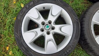 kola originál Skoda nebo taky na VW Seat Audi s pneu R16 - 3