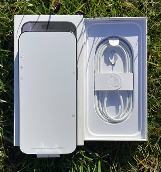 iPhone 16 Pro Max 256 GB - 3