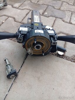 Prodám komplet tyč rizeni na škoda Octavia 2 - 3