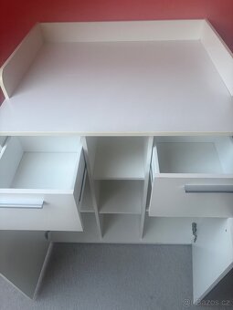 Přebalovací pult - 3