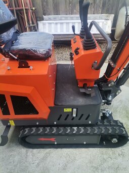 Zemní práce traktobagrem - 3