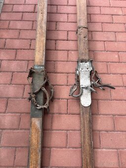 Historický lyže - 3