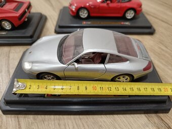 Modely aut Bburago - 3