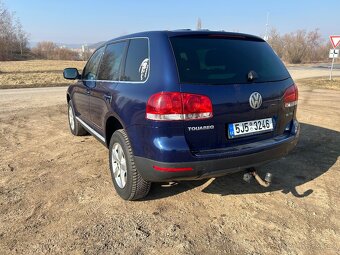 VW Touareg 3.0 TDI V6 - 3