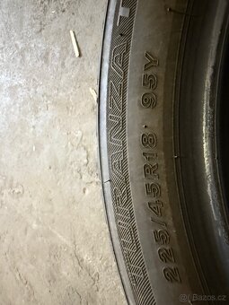 4x Letní pneu Bridgestone Turanza z Mercedesu 18" - 3