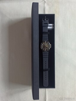 Prodám hodinky Orient Kamasu RA-AA0005B, automaty - 3