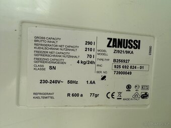 Vestavná chladnička/lednička 210l + mrazák 70l - 3
