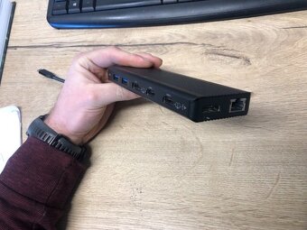 Dokovací stanice Icy Box IB-DK4080AC 9v1 USB-C - 3