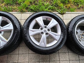 TOYOTA C-HR originál 17" - 3