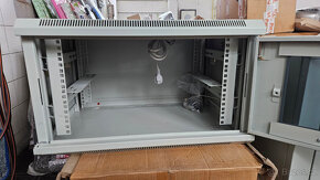 Datacom 19" RACK jednodílný 6U - 3
