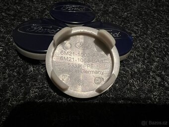 Středové krytky Ford 51mm modré - 3