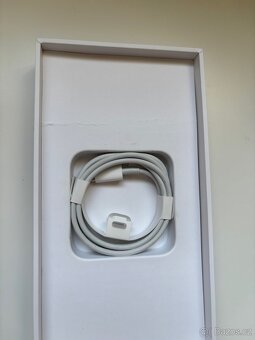 iPhone 8, Silver, 64GB - 3