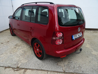 Volkswagen Touran 2.0TDi,103kW,s.navigace,tažné zařízení,kli - 3