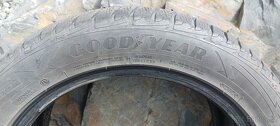 Zimní pneu 235/50R17 100V Goodyear - 3